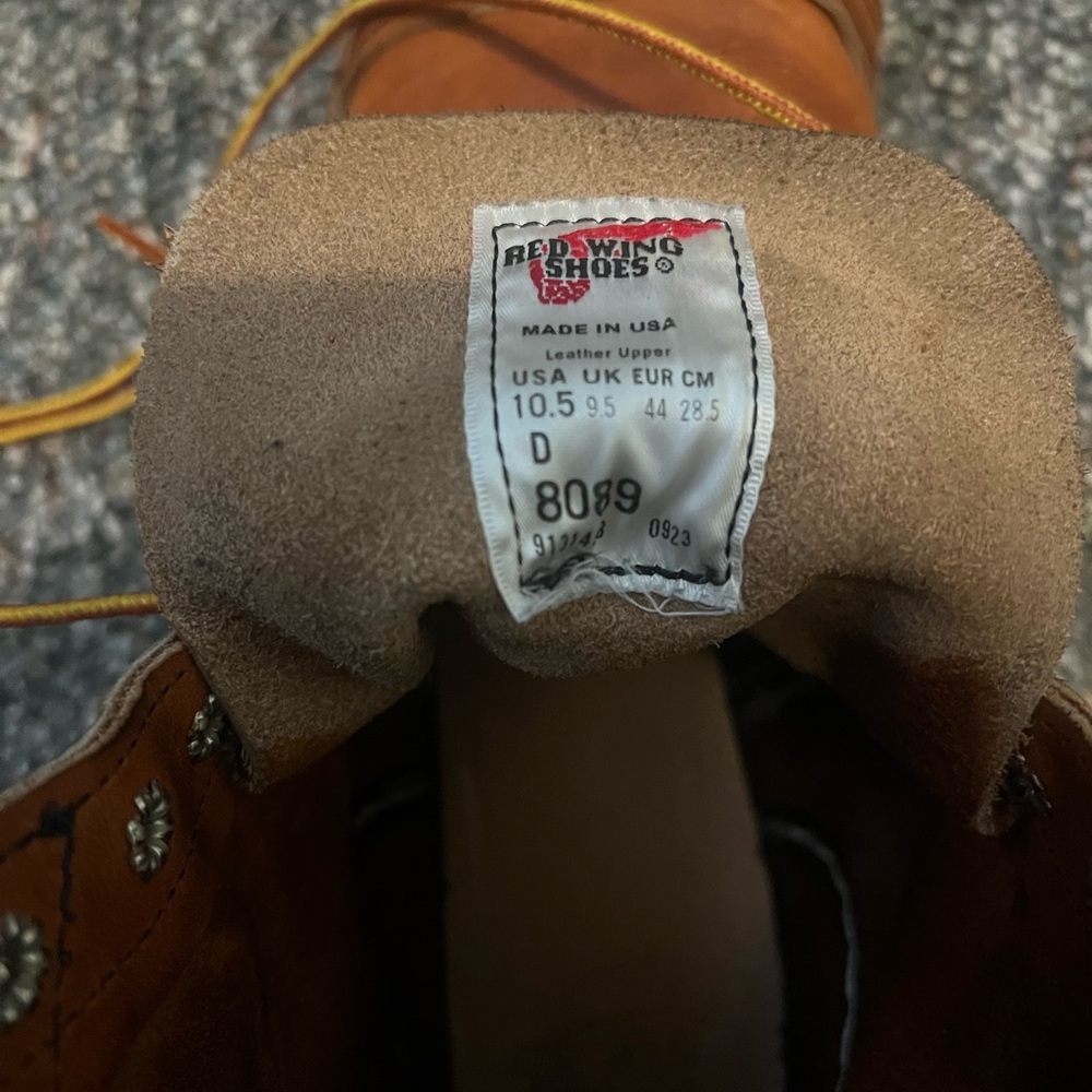 Red Wing Shoes Chestnut Leather Moc Toe Work Boots with Yellow Laces - Picture 7 of 7